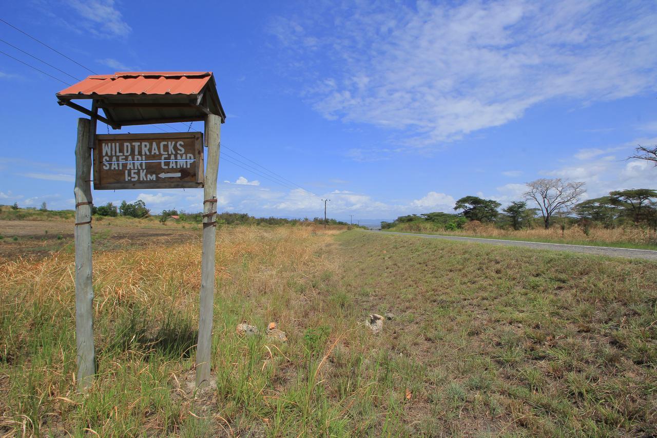 Wild Tracks Overland Camp Kasese Exterior foto